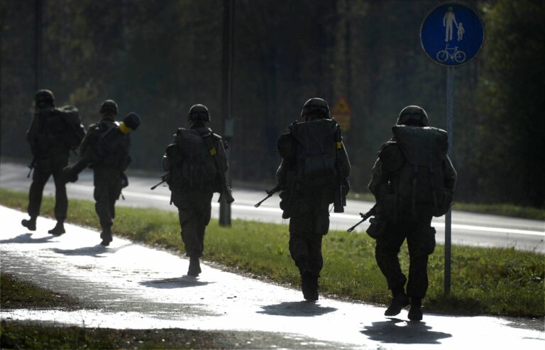 KUVITUSTA STT USU: Puolustusministeriö on nostamassa reservin yläikärajaa 