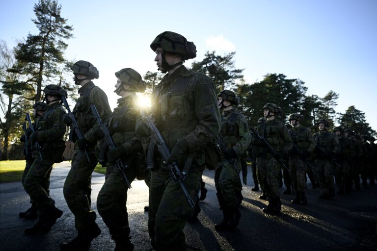 Uudenmaan prikaatin mediatilaisuus, mahdollisuus haastatella myös Yhdysvaltain merijalkaväen edustajia