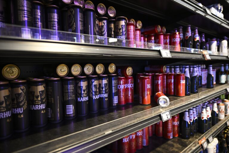 SEL:in lakkovaroituksen suurille panimoille