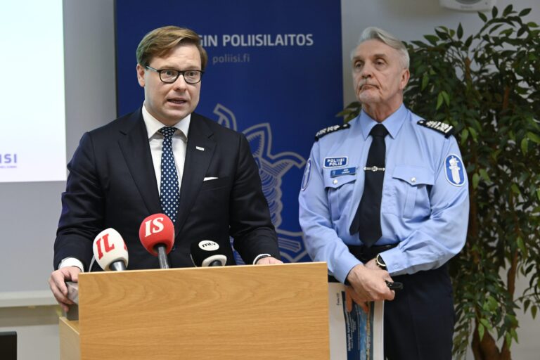 Tiedotustilaisuus Helsingin turvallisuustutkimuksesta