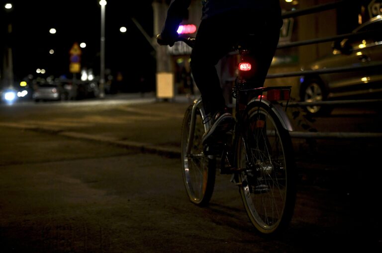 Pyöräily - takavalo