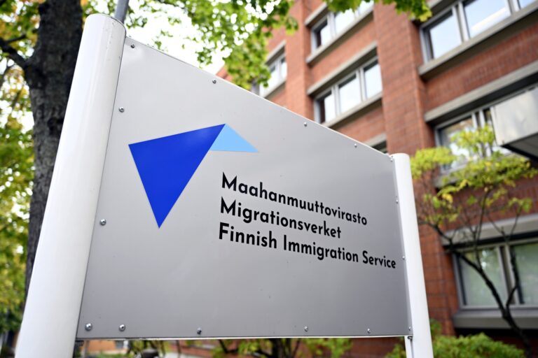 Kansalaisuushakemuksia jonossa ennätyksellinen määrä
