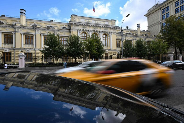 RUSSIA - ECONOMY - RATE