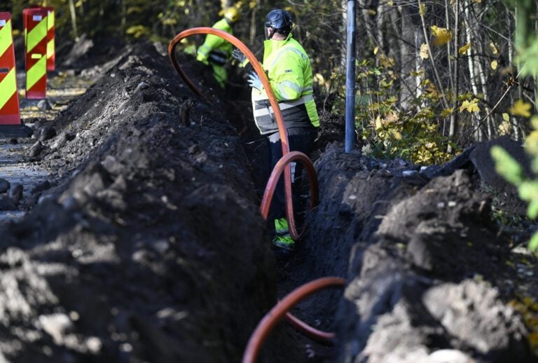 Valokuituverkon rakennustöitä