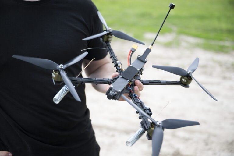 Droonivalmistaja Vyriy