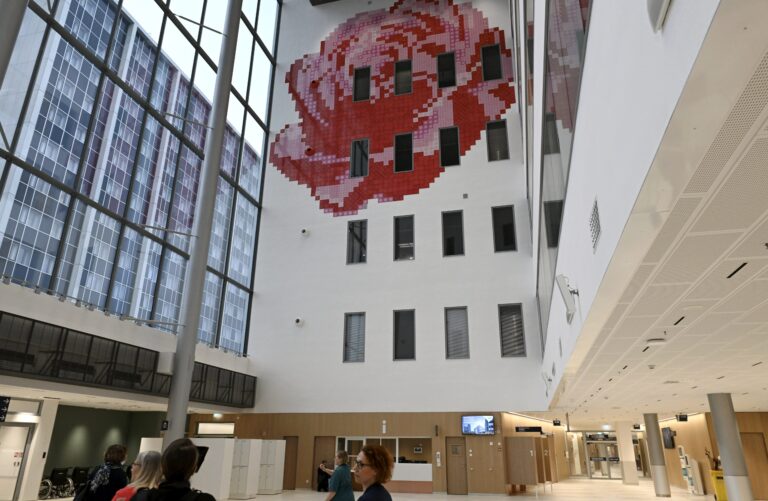 Uuden Siltasairaalan tutustumiskierros toimittajille