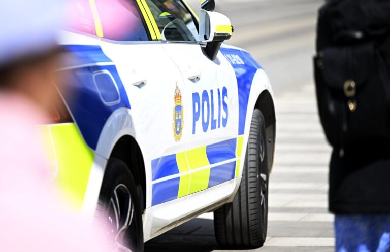 Poliiseja Tukholmassa