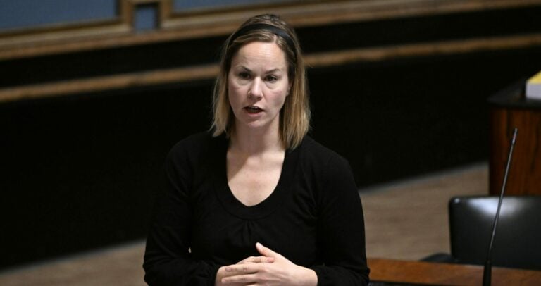 Eduskunnan täysistunto