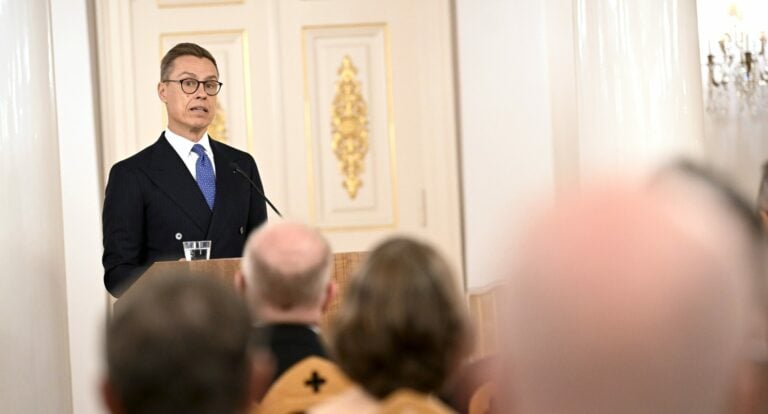 Valtakunnallinen isänpäiväjuhla Presidentinlinnassa