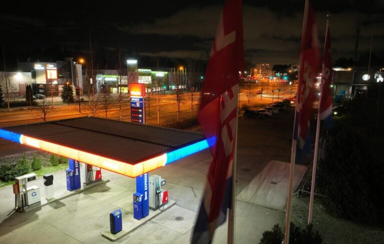 Teboil ajaa toimintonsa alas