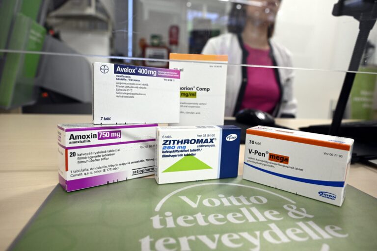 Antibioottiresistenssiä voi luonnehtia pinnan alla kyteväksi pandemiaksi