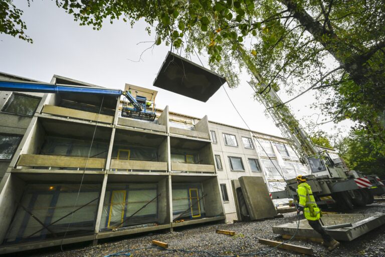 Tutustuminen Suomen suurimpaan aluekorjaushankkeeseen Siltamäkeen