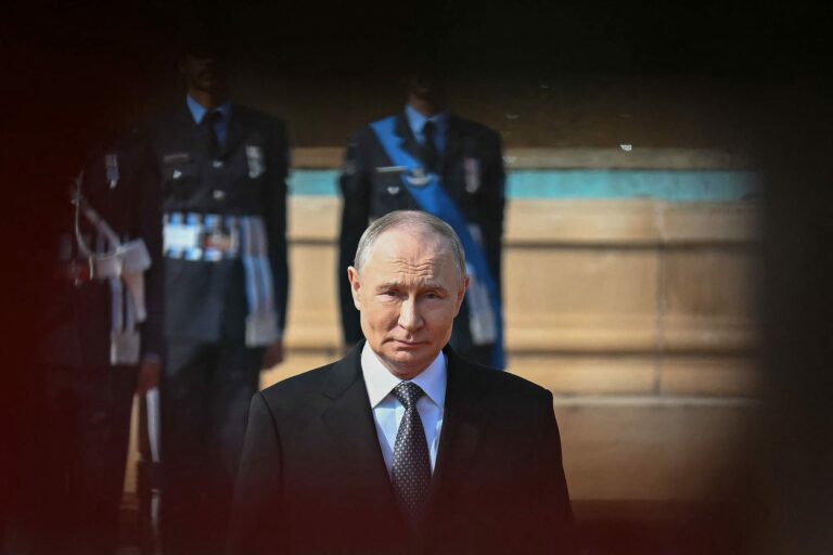 TOPSHOT - INDIA - RUSSIA - POLITICS - DIPLOMACY