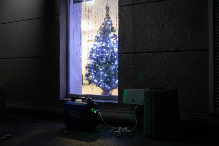 TOPSHOT-UKRAINE-RUSSIA-CONFLICT-WAR-BLACKOUT