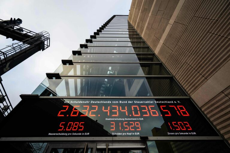 GERMANY-ECONOMY-DEBT