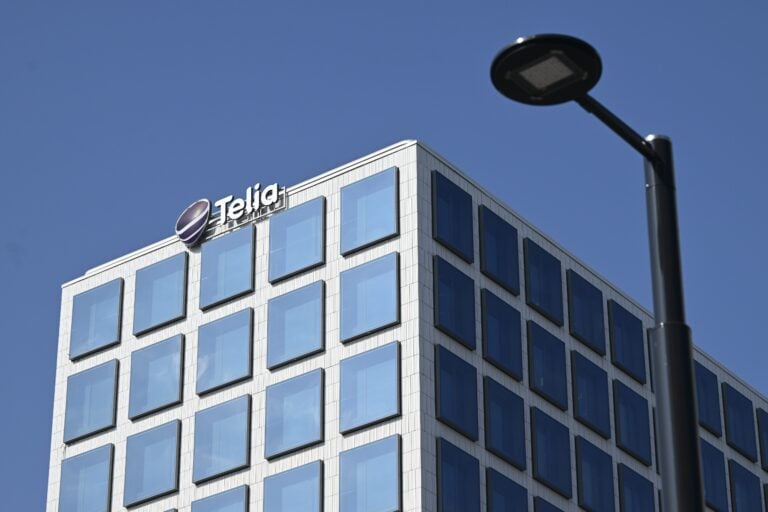 Telia aloittaa muutosneuvottelut: johtaa enintään 500 tehtävän päättymiseen