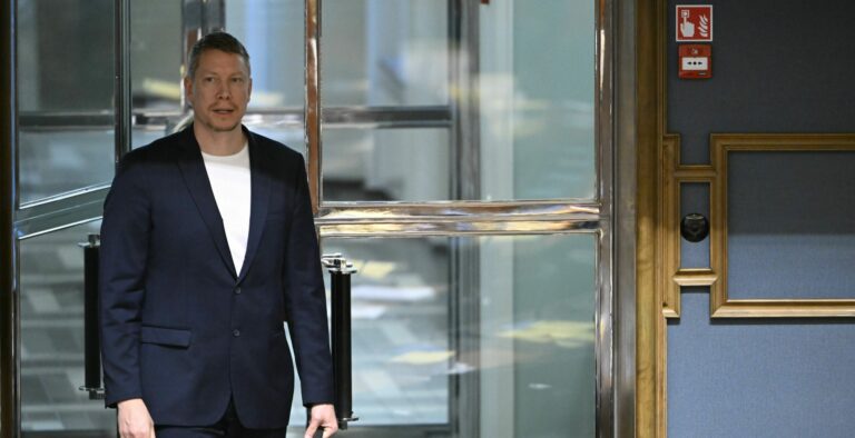 Eduskunnan täysistunto