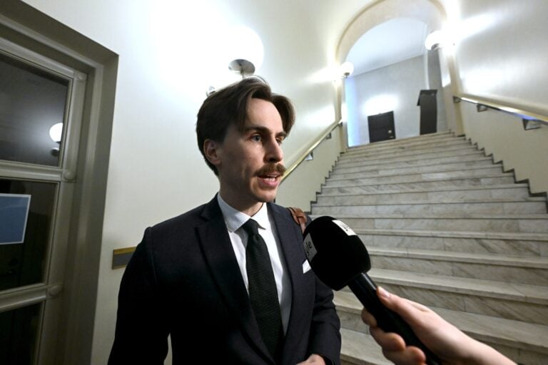 Kelan valtuusto koolla päättämässä uudesta pääjohtajasta