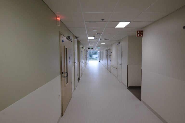 Ahveniston sairaalan mediapäivä Assin työmaalla