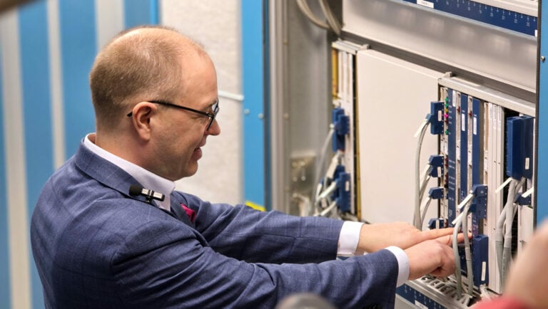 a414906e-34db-40af-a88d-610b02f15f38