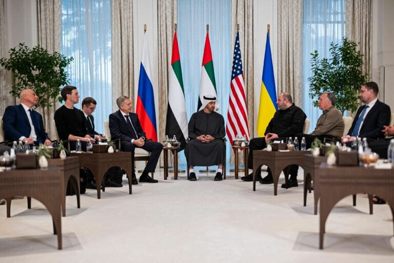 TOPSHOT-UAE-UKRAINE-RUSSIA-CONFLICT