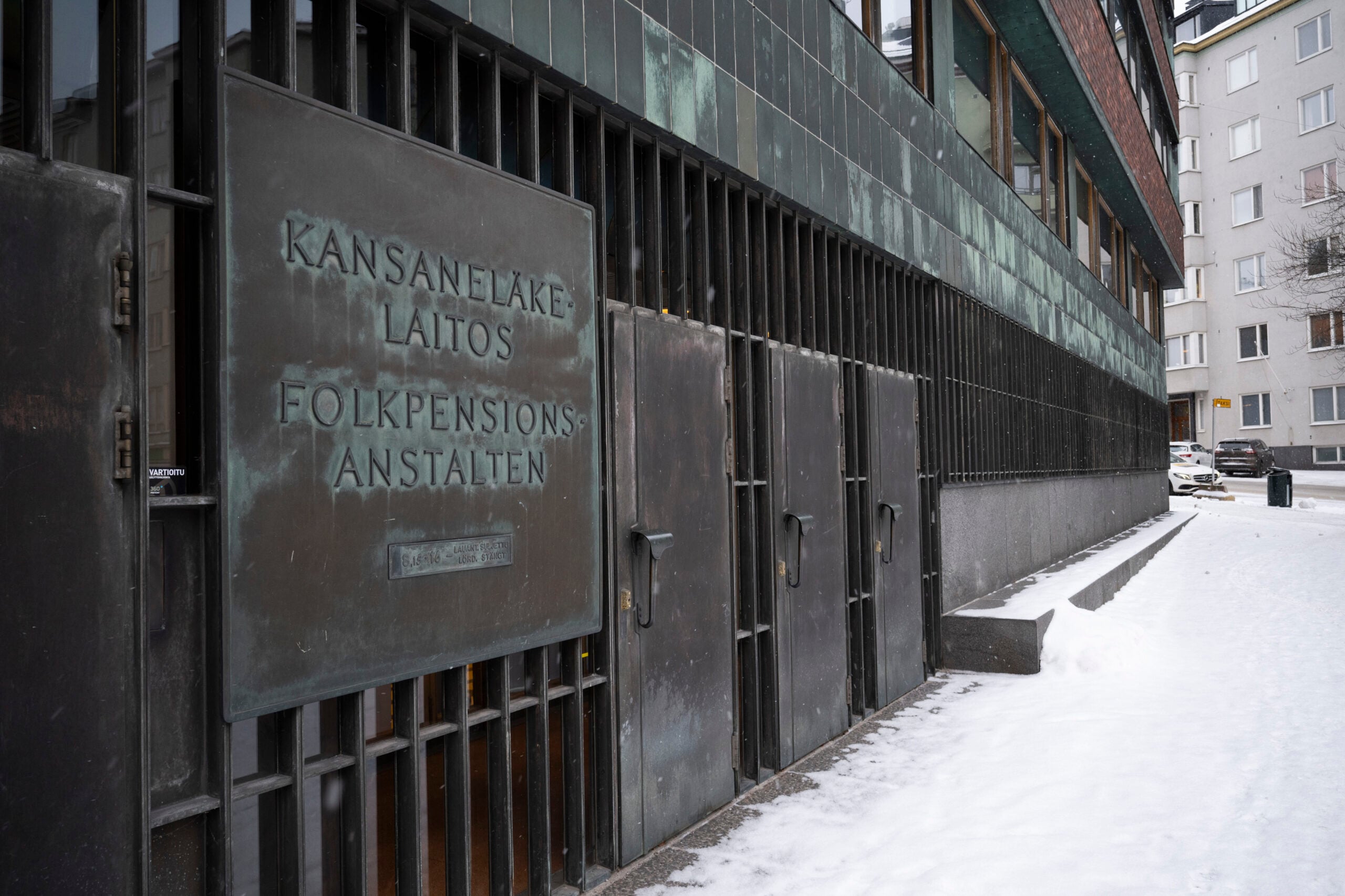 Suomi käyttää sosiaalietuuksiin suhteessa eniten rahaa koko maailmassa