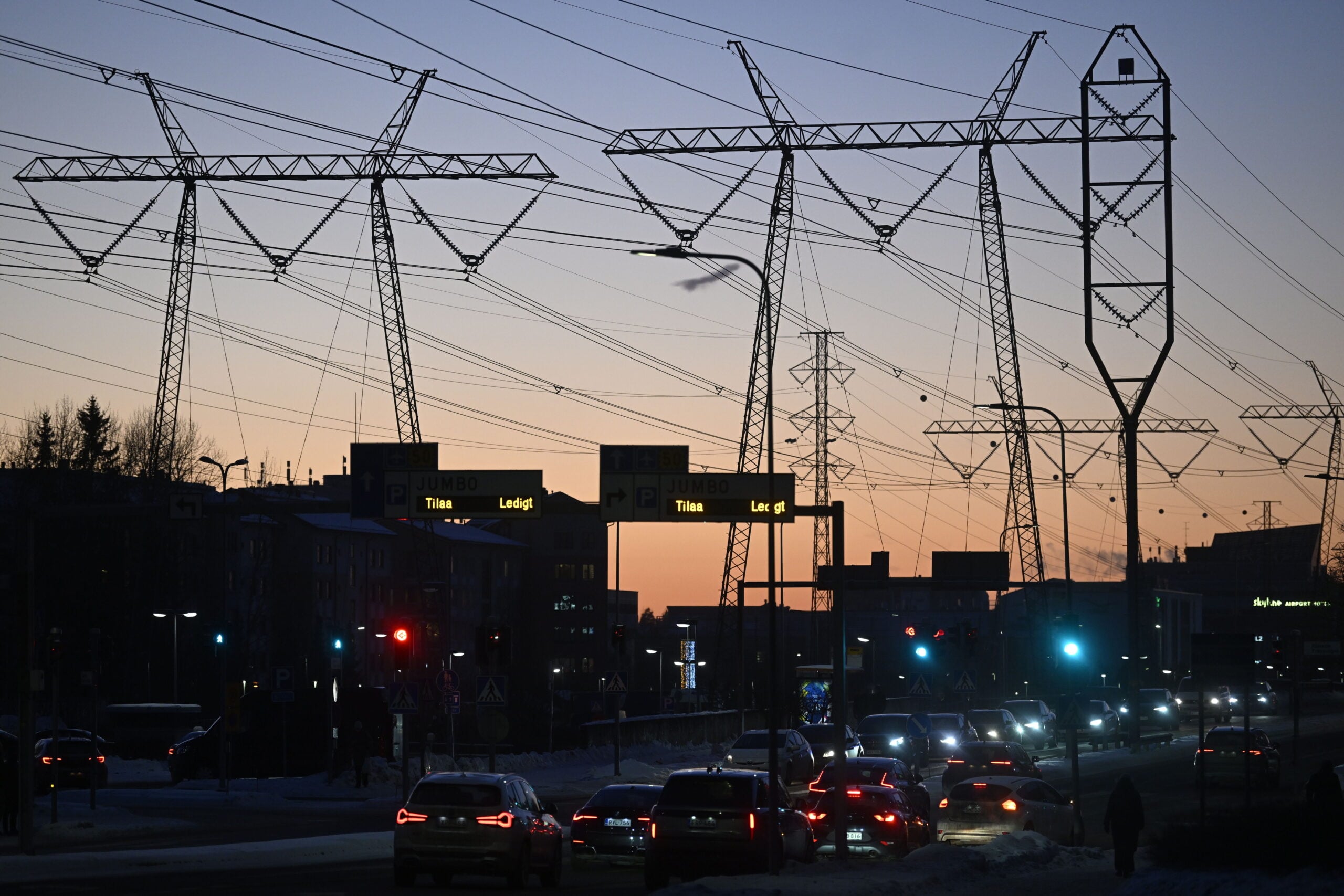 Jopa yli 5 euroa kilowattitunnilta – Näin korkealle pörssisähkön hinta voi nousta