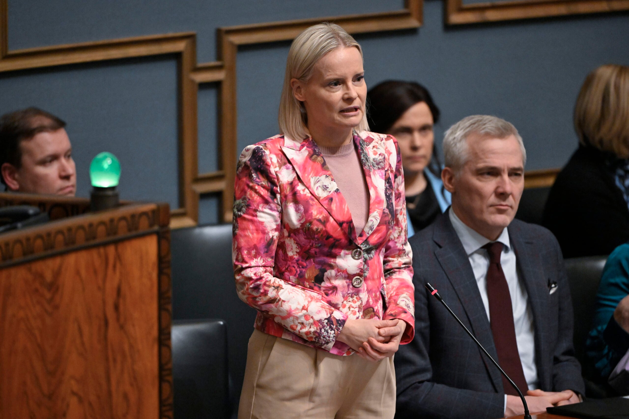 Riikka Purra SDP:lle: Vastustatteko kaikkia kasvutoimia?