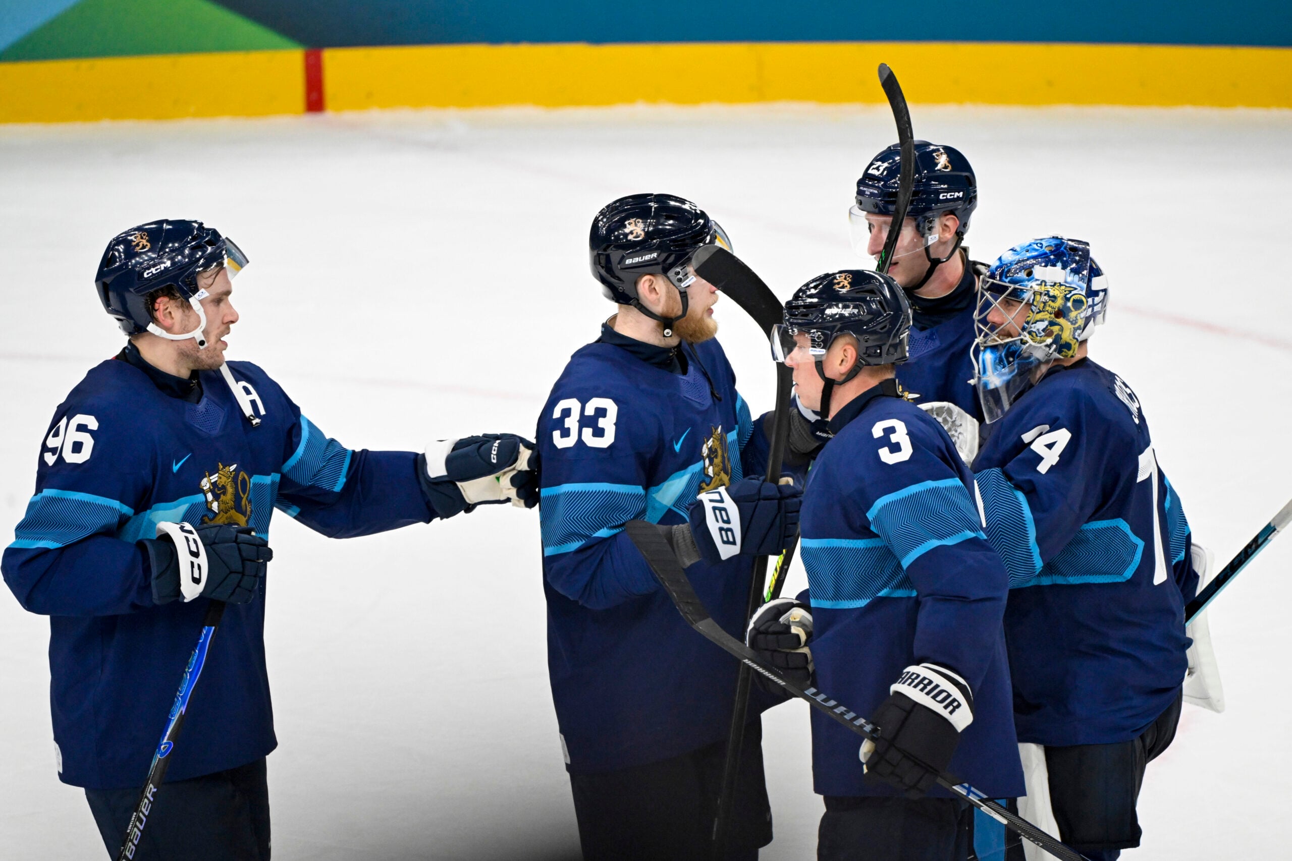 Petteri Orpo perusteli Ylelle riehakasta tuuletustaan Suomen lätkäottelussa