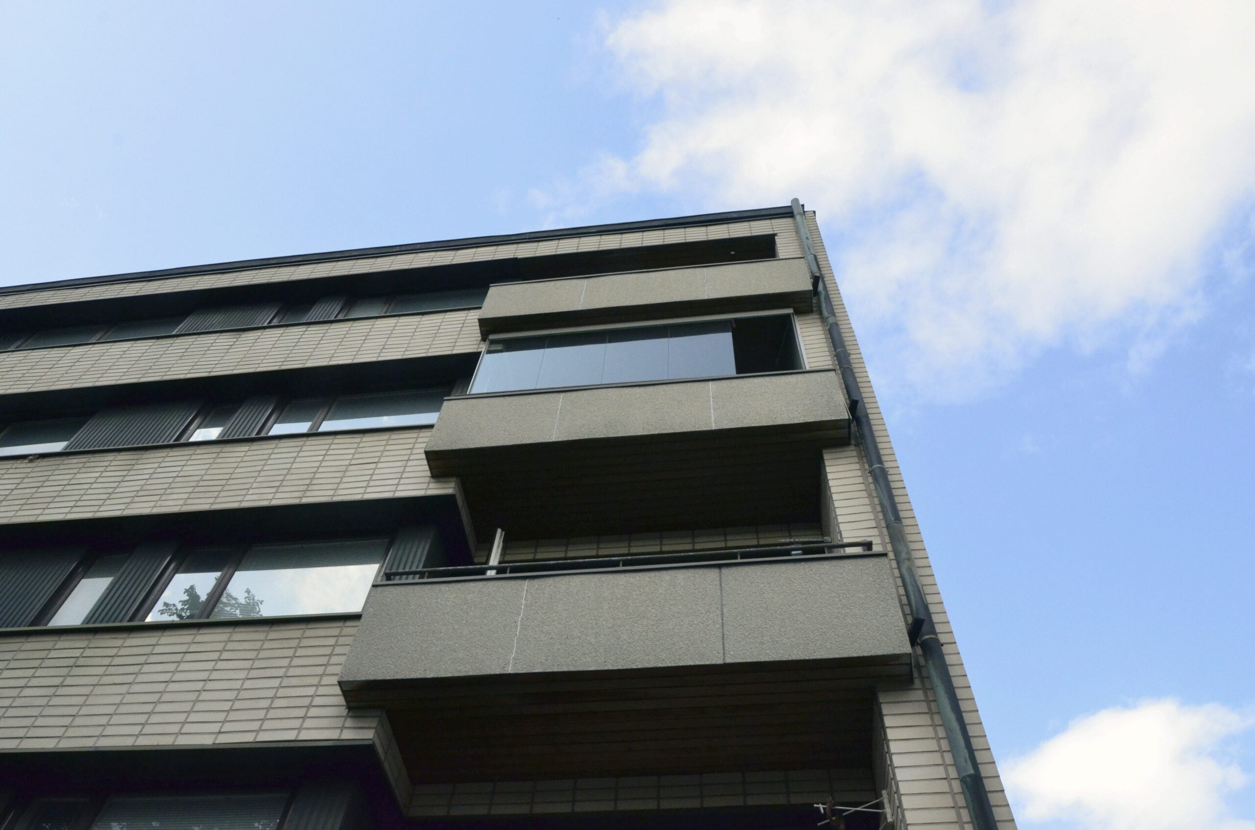 HS: Tällaiset asunnot eivät mene kaupaksi edes sadan euron neliöhinnalla