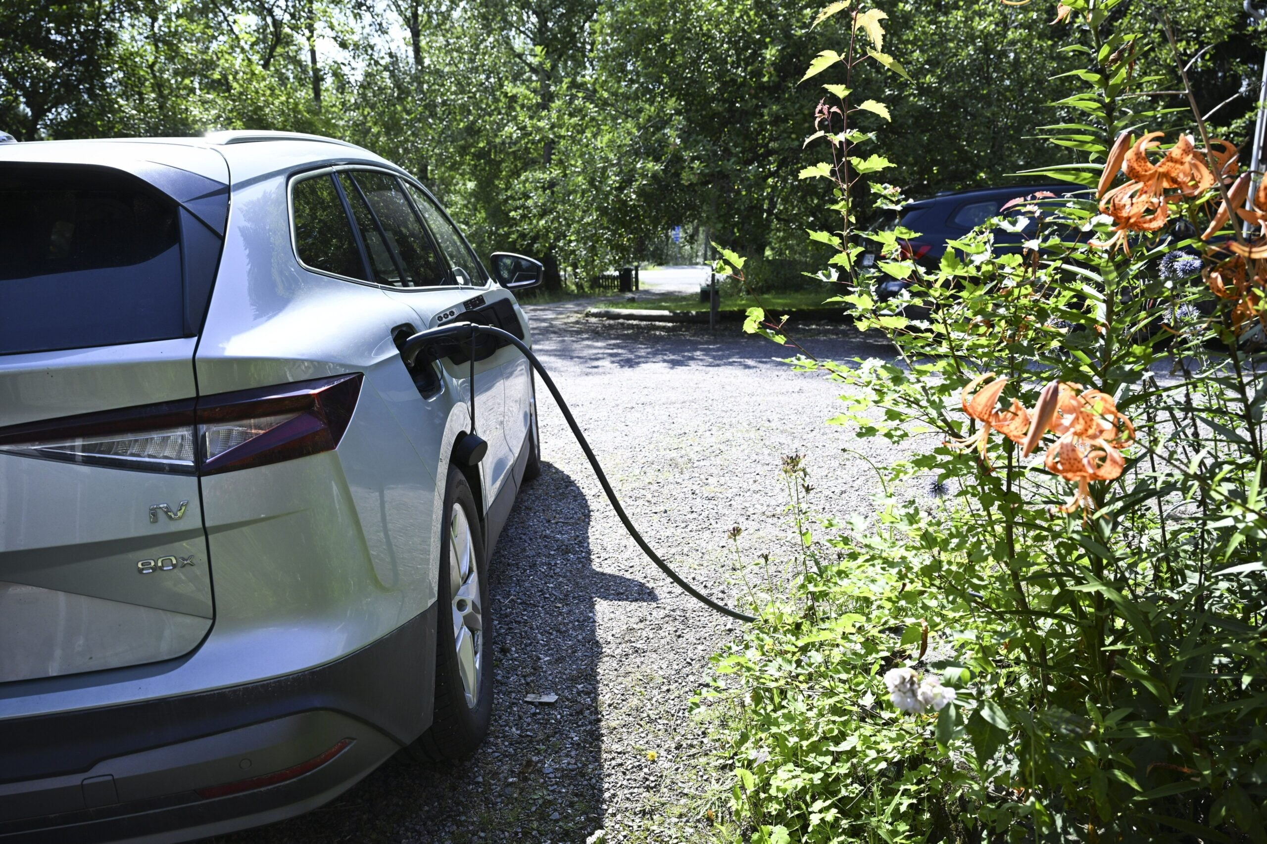 Koskevatko säännöt sähköautoja? Monella vaarallinen harhaluulo