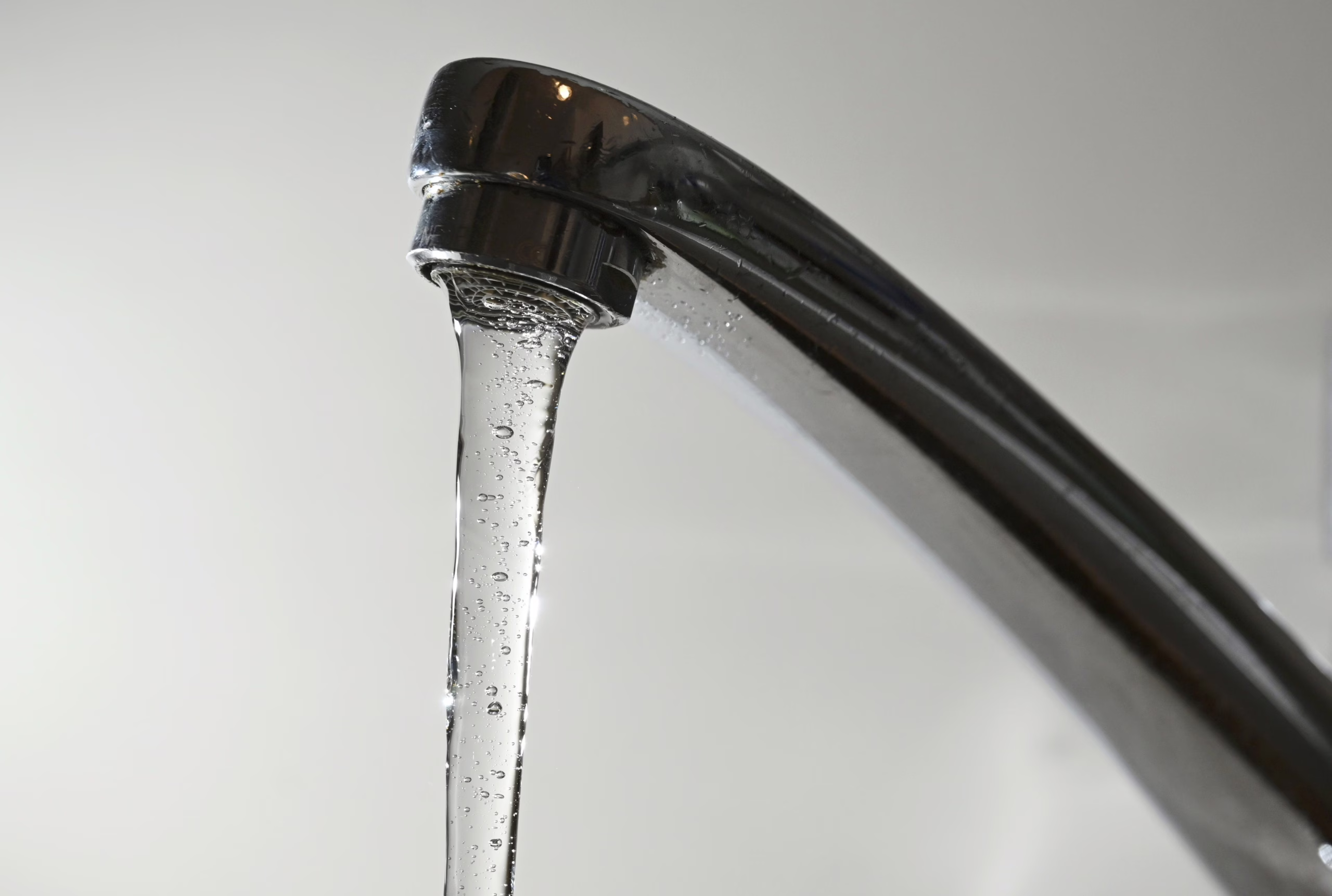 Virkamies Ylelle: Vesimaksuja on nostettava