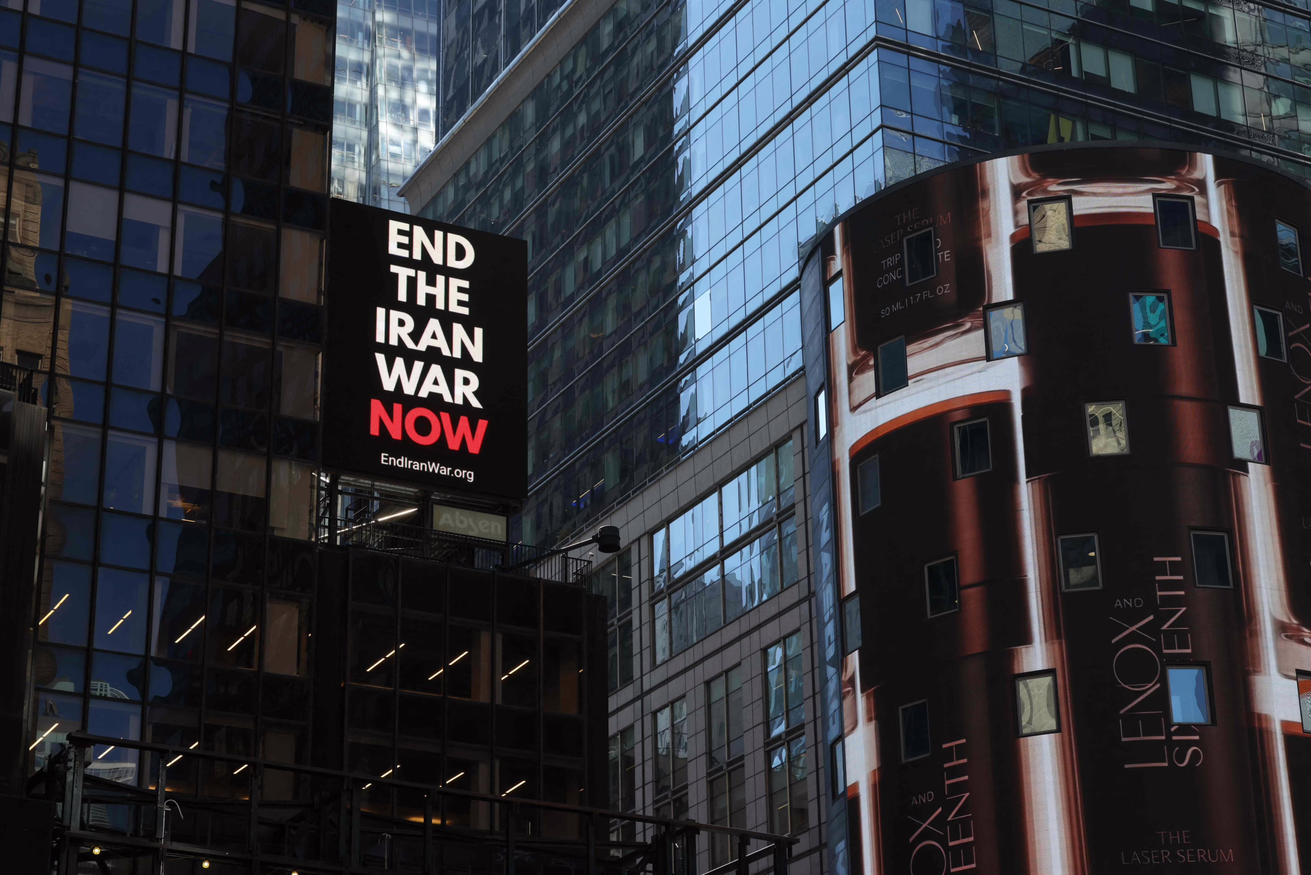 Sijoittajien pelko kasvaa: USA:n toimet nähdään jo globaalina riskinä