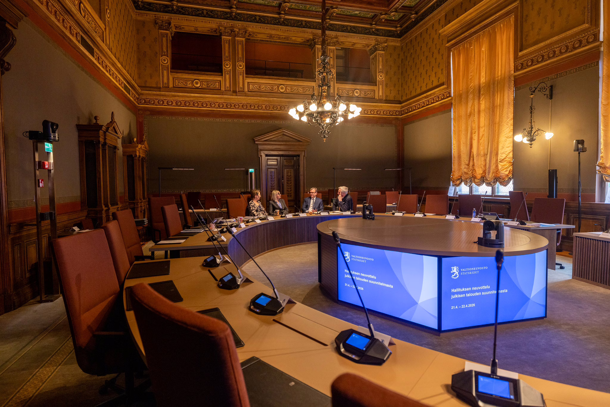 Hallitukselta täsmätoimia työllisyyteen – ”Työ on parasta turvaa”