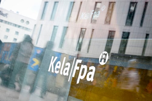 Kelan logo Kampin toimipisteessä Helsingissä. LEHTIKUVA / EMMI KORHONEN