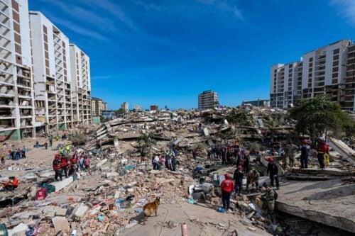 Satoja rakennuksia romahti keskiviikkona Venezuelassa.