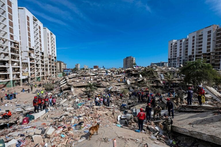 Satoja rakennuksia romahti keskiviikkona Venezuelassa.