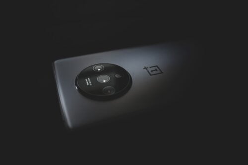 OnePlus-merkkinen puhelin