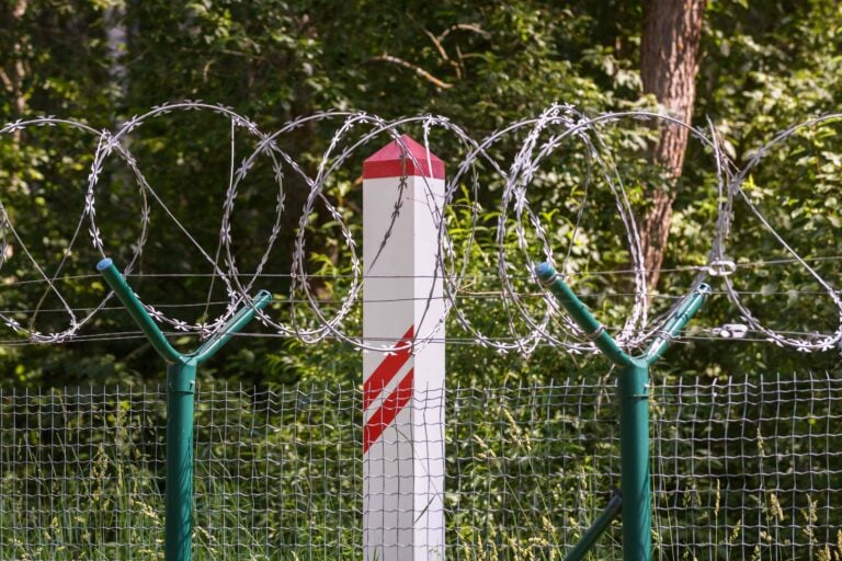 Latvian ja Venäjän välinen raja