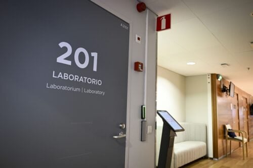 Laboratorio Docrates Mehiläinen syöpäsairaala Helsingissä. LEHTIKUVA / EMMI KORHONEN