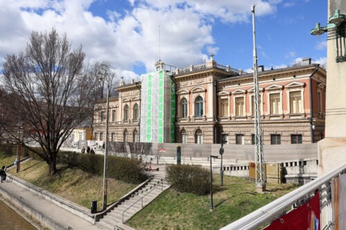 Turun kaupungintalo huhtikuussa 2026. STR / LEHTIKUVA / LAURA UKKONEN