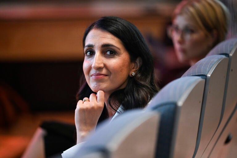 Nasima Razmyar. / LEHTIKUVA / HEIKKI SAUKKOMAA