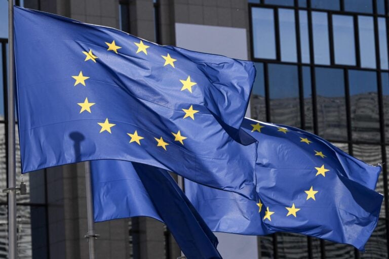 Euroopan unionin lippuja. AFP / LEHTIKUVA / NICOLAS TUCAT