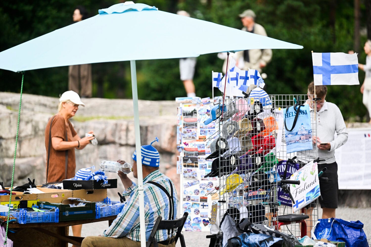 Kiitoksen käänteestä ansaistee kansanedustajan mukaan jokainen suomalainen. LEHTIKUVA / JADE SILPO