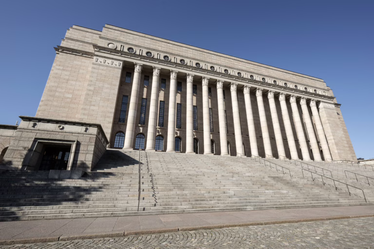 Eduskuntatalo Helsingissä 26. elokuuta 2026. Syysistuntokausi alkaa ensi tiistaina., LEHTIKUVA / RONI REKOMAA