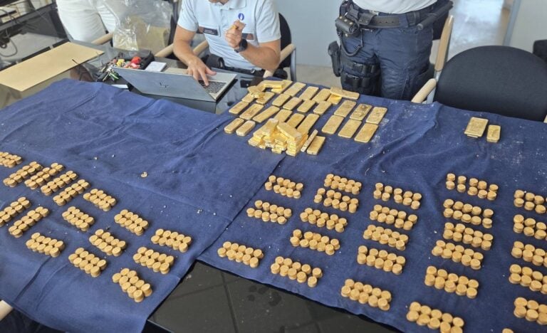 Aarteen tausta saattaa selittyä talon historialla. / Lokale Politie Dendermonde
