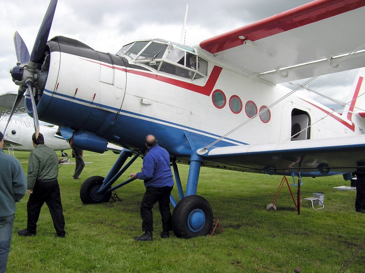 Yksityiskäytössä oleva An-2TP. Arpingstone Wikimedia Commons