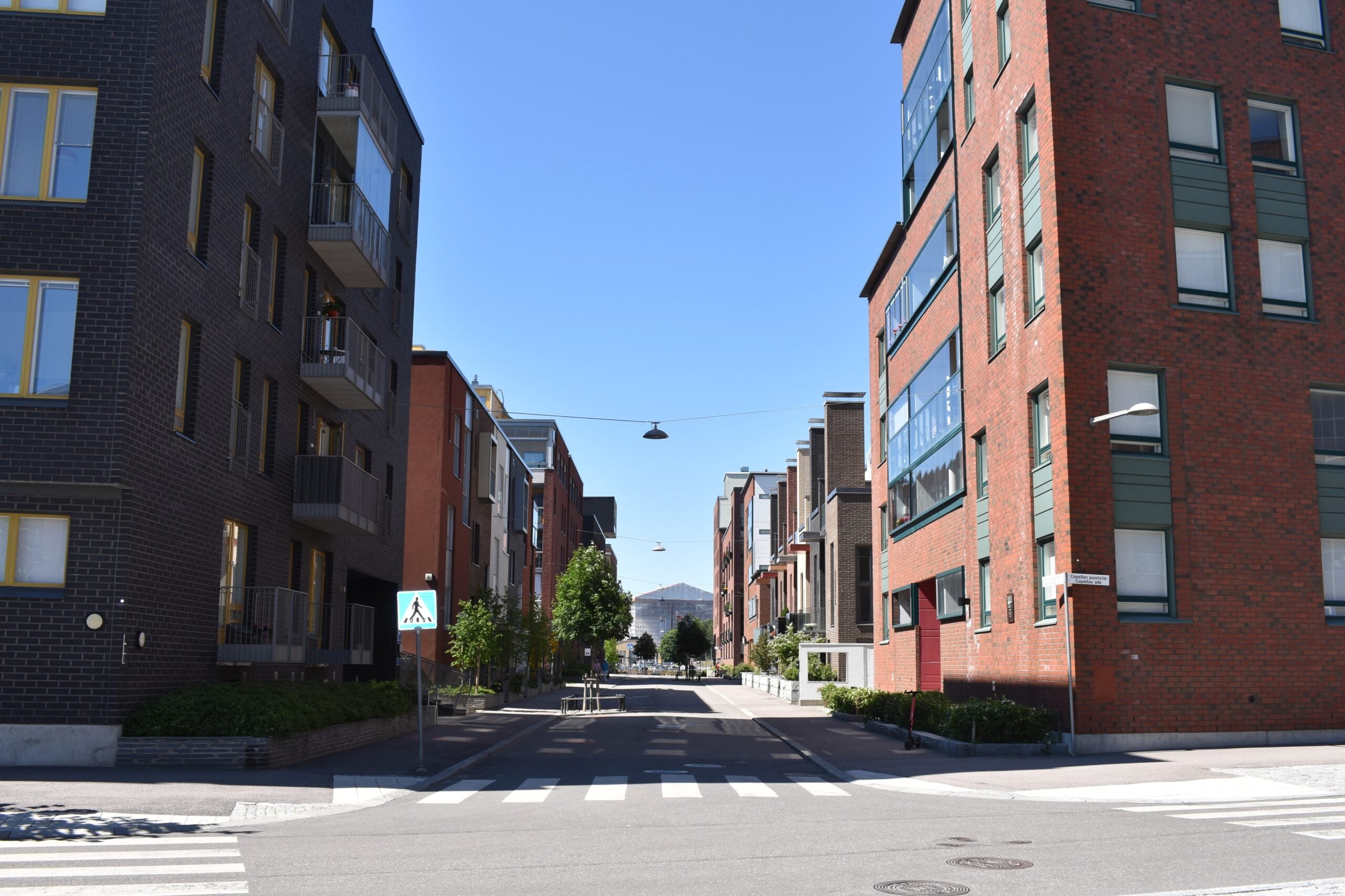 Vuokranmaksun laiminlyönti on yleisin syy purkaa vuokrasopimus. Arkistokuvassa katunäkymä Helsingin Kalasatamassa. VILLE MÄKILÄ