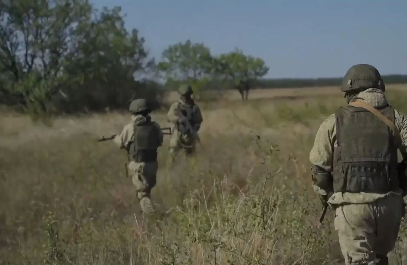 Venäläissotilaita Ukrainan rintamalla. / Zvezda