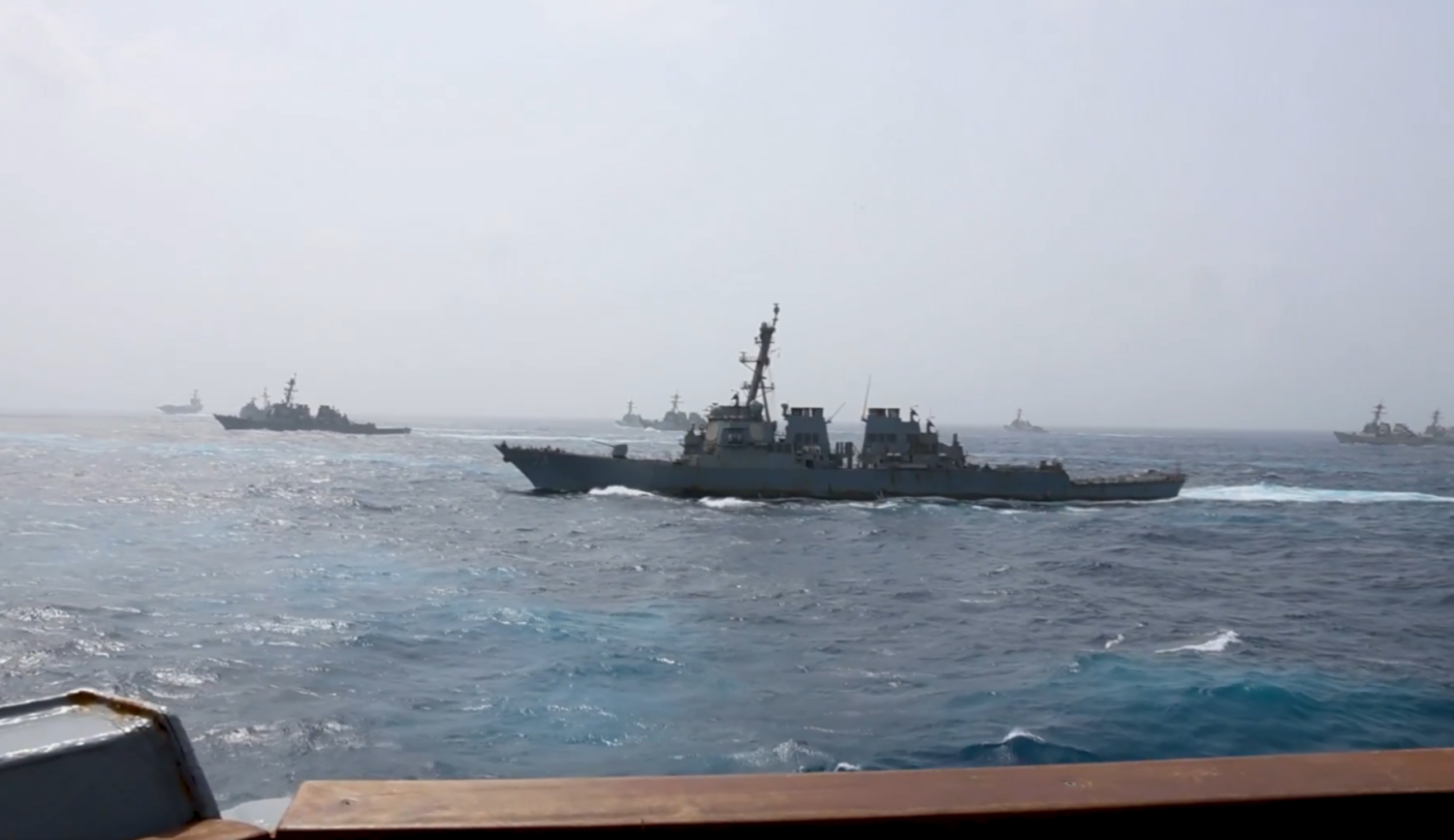 Yhdysvaltain laivaston aluksia Lähi-idän alueella. / CENTCOM